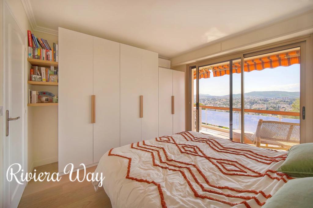 3 room apartment in Le Cannet, photo #7, listing #103135158