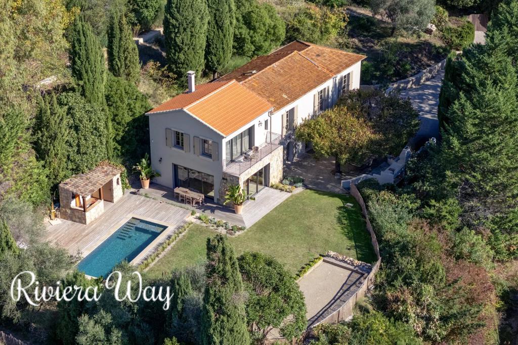 6 room villa in Pégomas, photo #1, listing #105707910