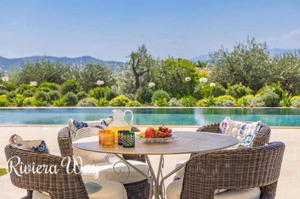 8 room villa in Mougins, photo #8, listing #100189236