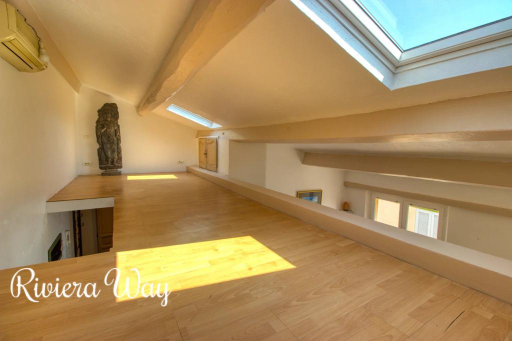 2 room apartment in Golf Juan, photo #2, listing #84424536