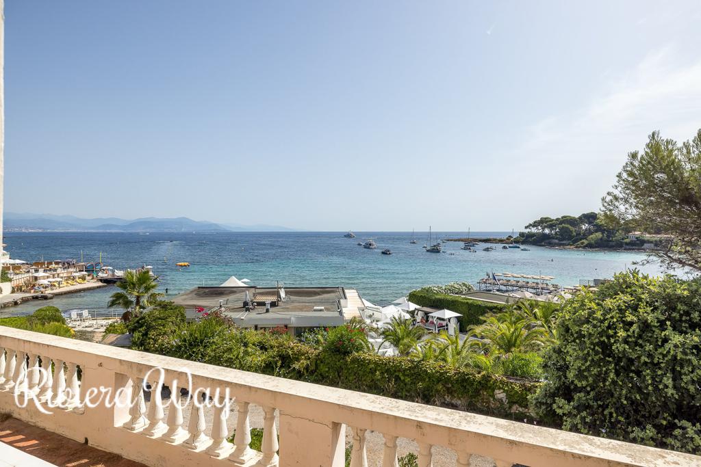 5 room villa in Cap d'Antibes, photo #3, listing #84103824