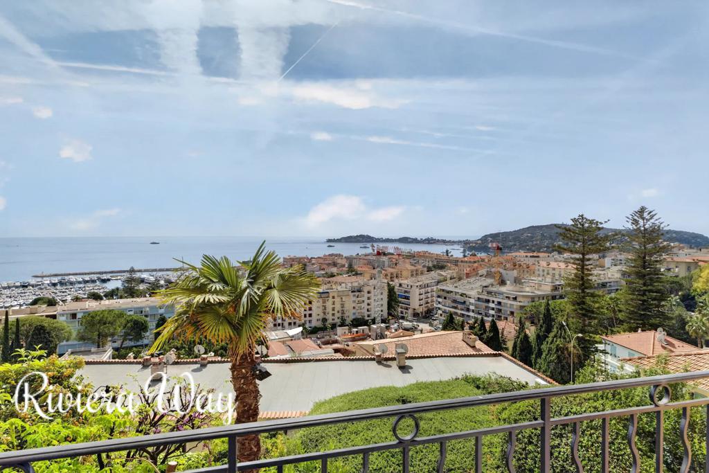 4 room apartment in Beaulieu-sur-Mer, photo #2, listing #106523718