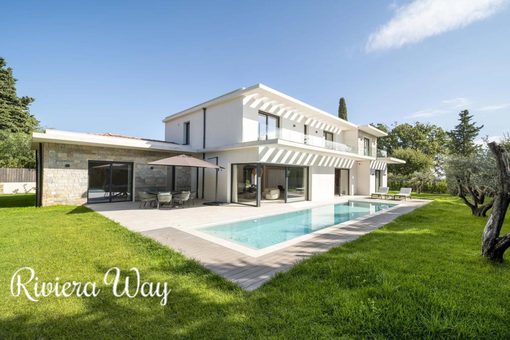 7 room villa in Mougins, photo #3, listing #101164980