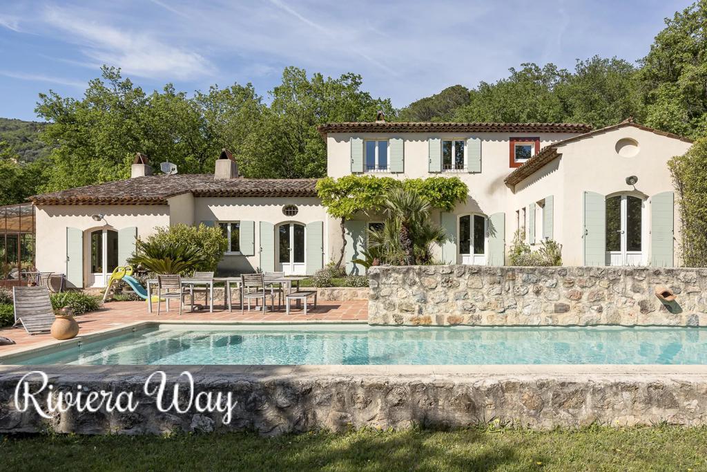 8 room villa in Grasse, photo #5, listing #94114608