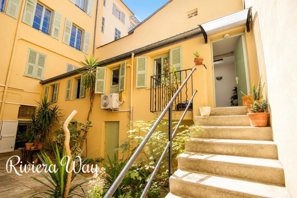 2 room apartment in Le Port, photo #5, listing #106462524