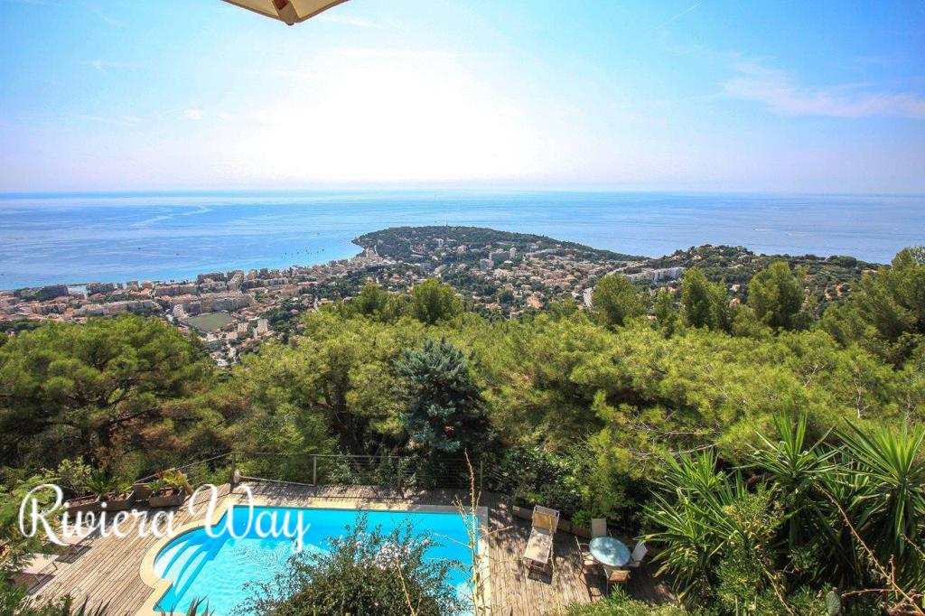 Villa in Roquebrune — Cap Martin, 220 m², photo #1, listing #63549234