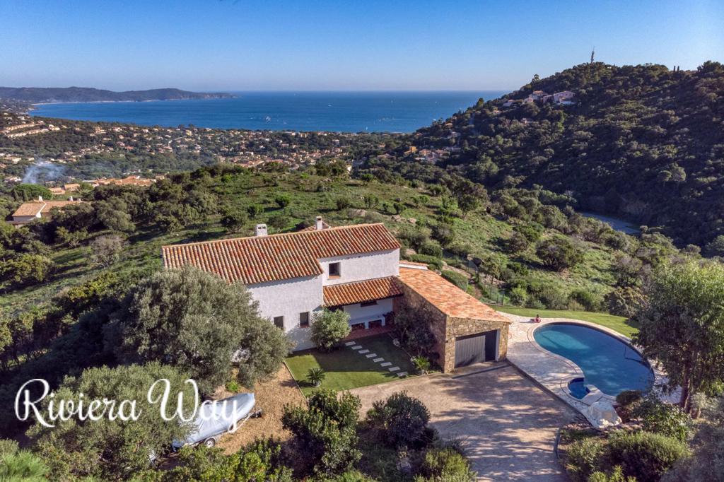 Villa in Cavalaire-sur-Mer, photo #2, listing #101235162