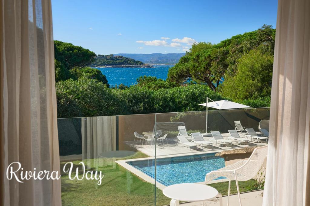 8 room villa in Saint-Tropez, photo #6, listing #93971136