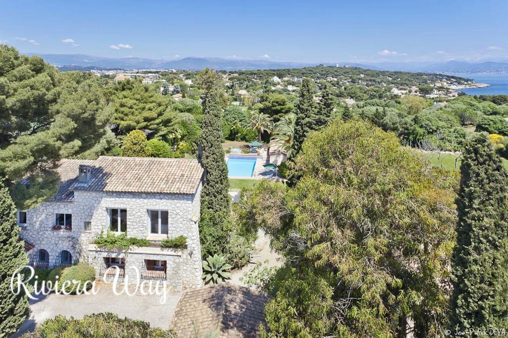 6 room villa in Cap d'Antibes, photo #5, listing #99759744