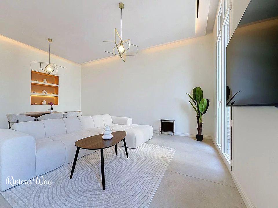 3 room apartment in Cannes, photo #2, listing #107026080