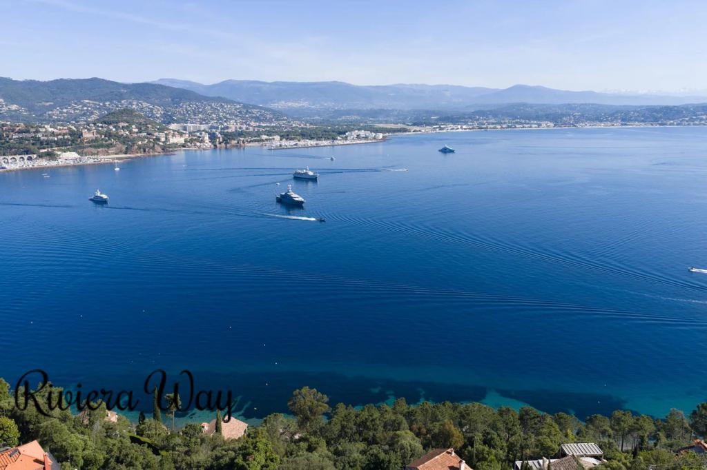 7 room villa in Theoule-sur-Mer, photo #2, listing #106461264