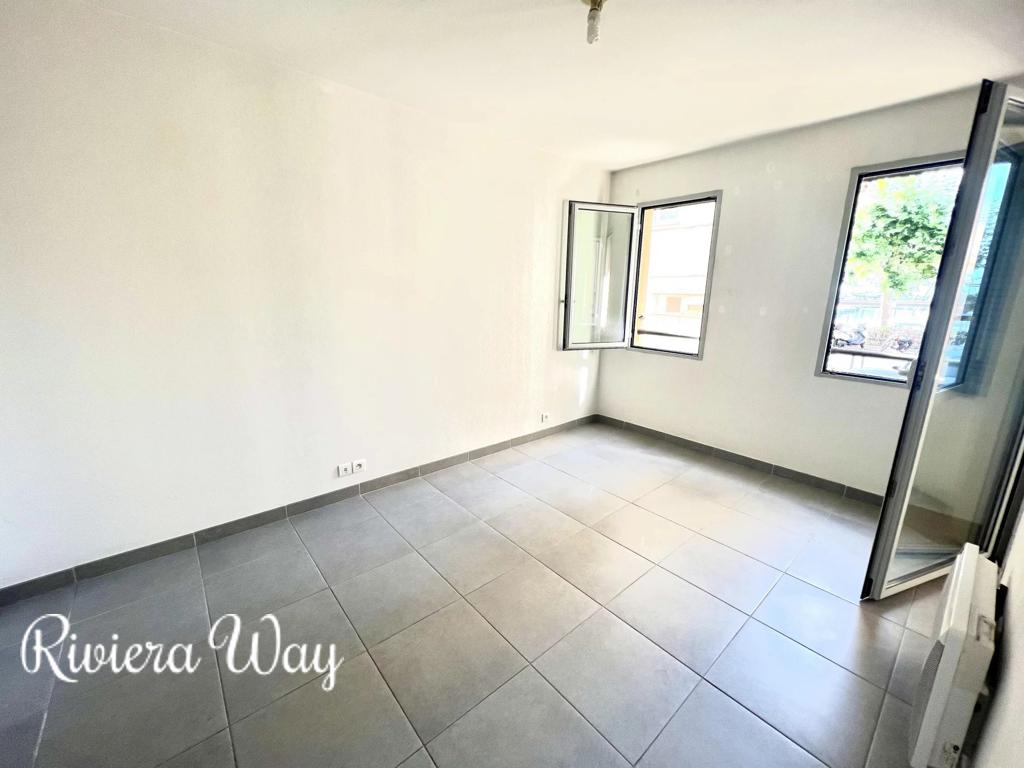 2 room apartment in Golf Juan, photo #3, listing #95786124