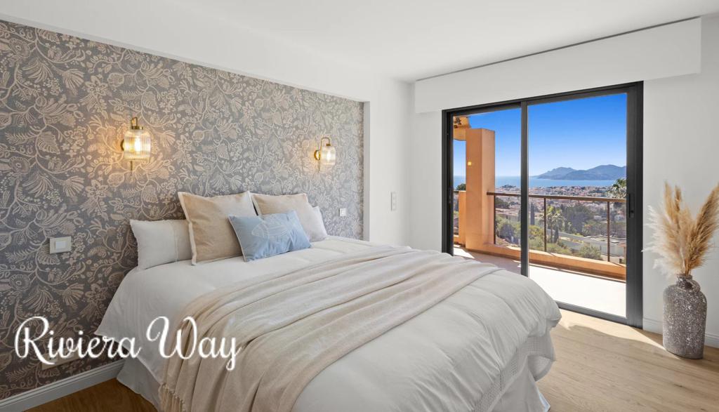 4 room apartment in Le Cannet, photo #7, listing #106163988