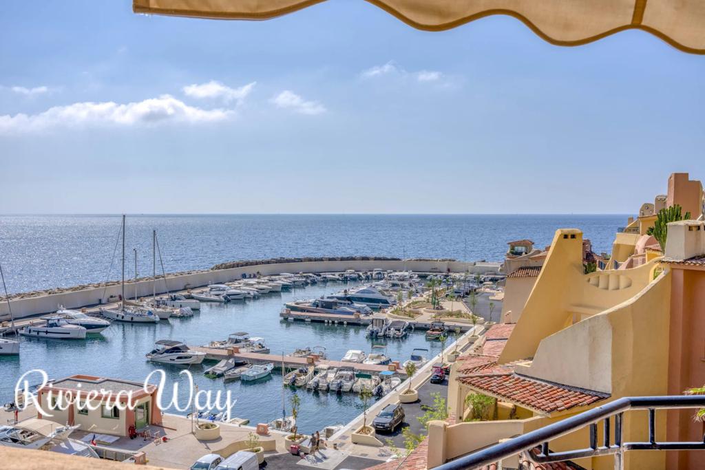 3 room apartment in Theoule-sur-Mer, photo #4, listing #103589472