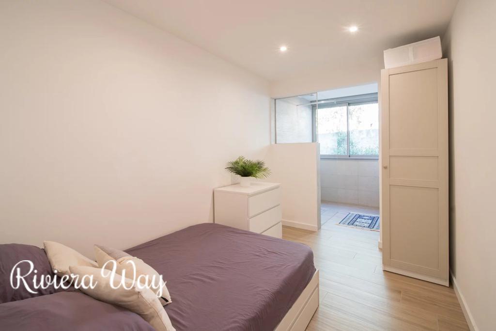 4 room apartment in Le Cannet, photo #9, listing #106185282