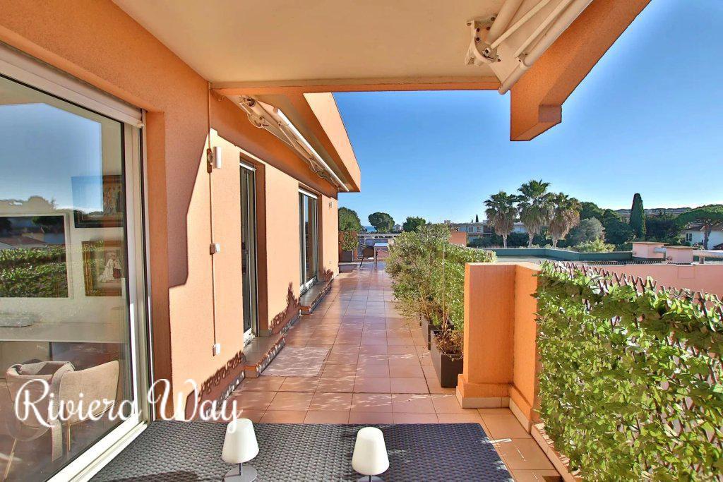 4 room apartment in Antibes, 229 m², photo #8, listing #103197486