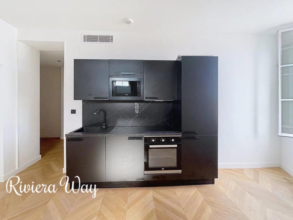 2 room apartment in Nice, photo #8, listing #104669712