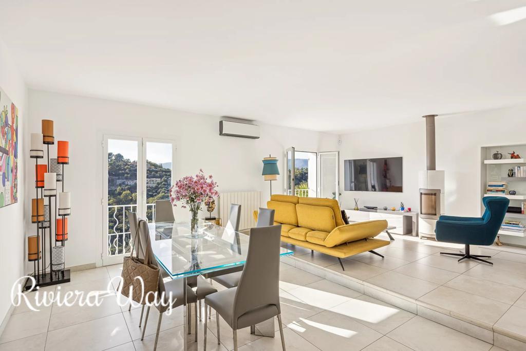 Villa in Aspremont, photo #1, listing #104440602