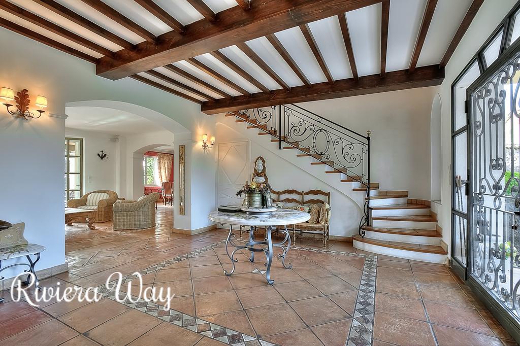 14 room villa in Cap d'Antibes, photo #9, listing #78866130