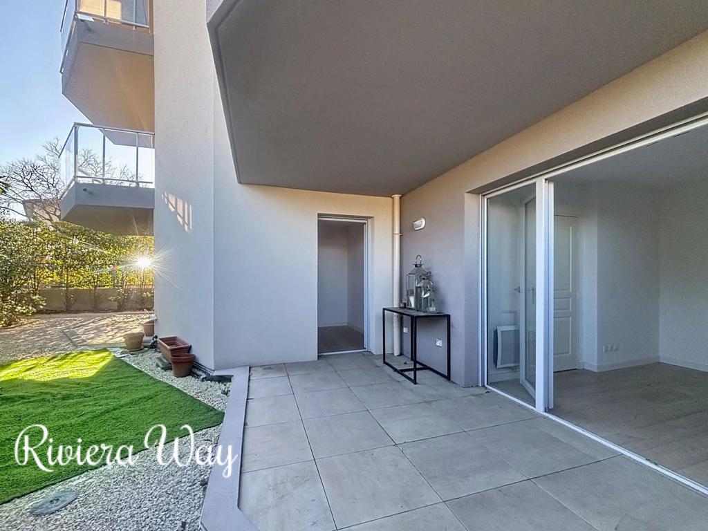 3 room apartment in Antibes, photo #5, listing #105463134