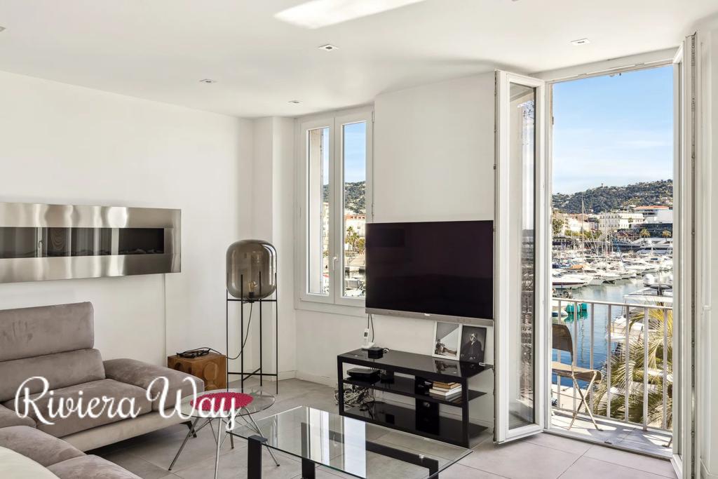 3 room apartment in Cannes, photo #3, listing #105590730