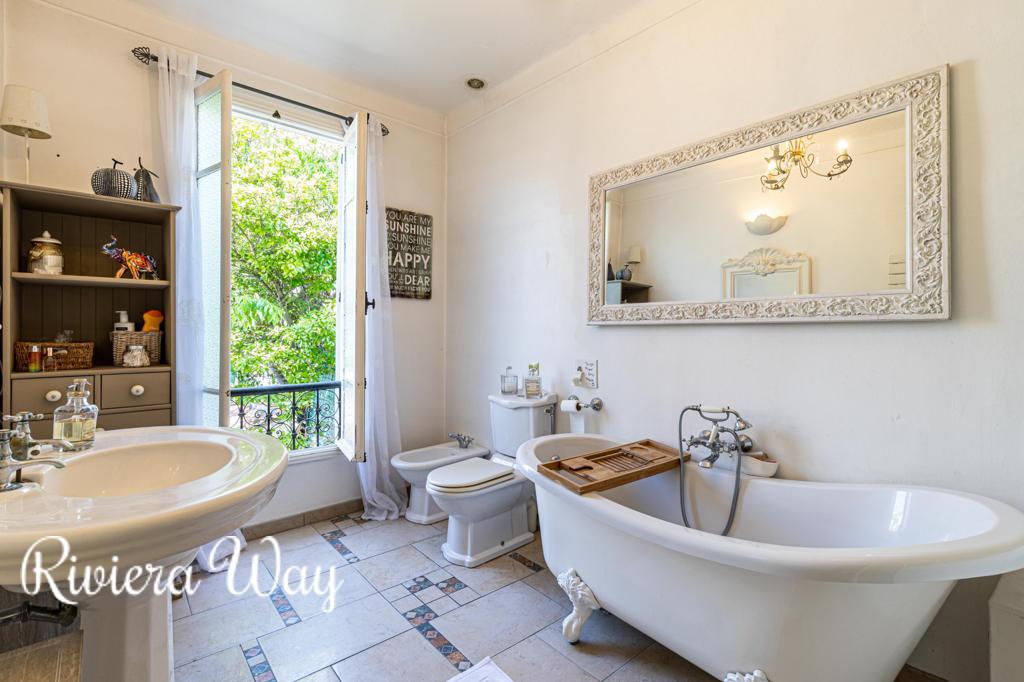 7 room villa in Cap d'Antibes, photo #9, listing #88661538
