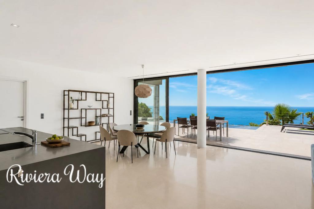 5 room villa in Roquebrune-sur-Argens, photo #8, listing #106557276