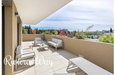 4 room new home in Antibes