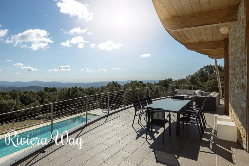 7 room villa in Fayence, photo #2, listing #99823416