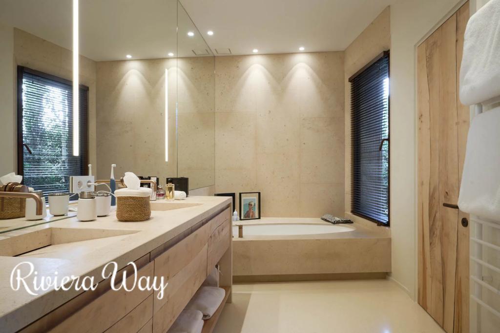 9 room villa in Ramatyuel, photo #6, listing #103938240