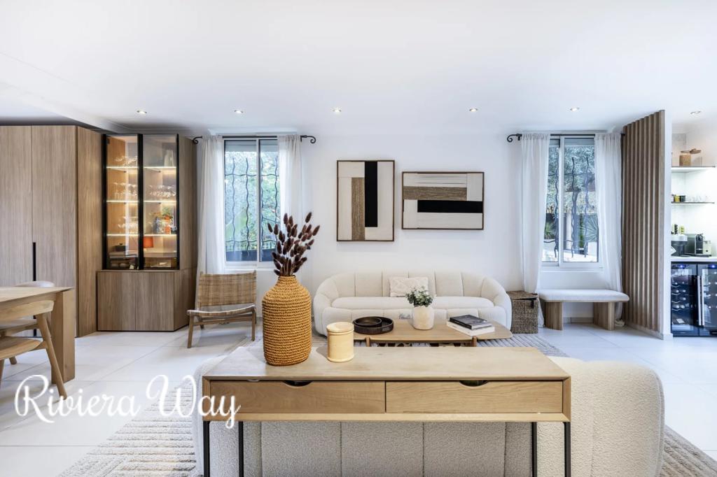7 room villa in Le Cannet, photo #5, listing #103257000