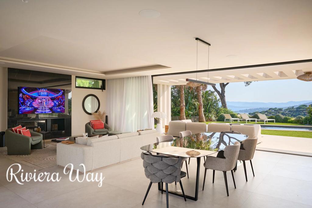8 room villa in Sainte-Maxime, photo #6, listing #106456308