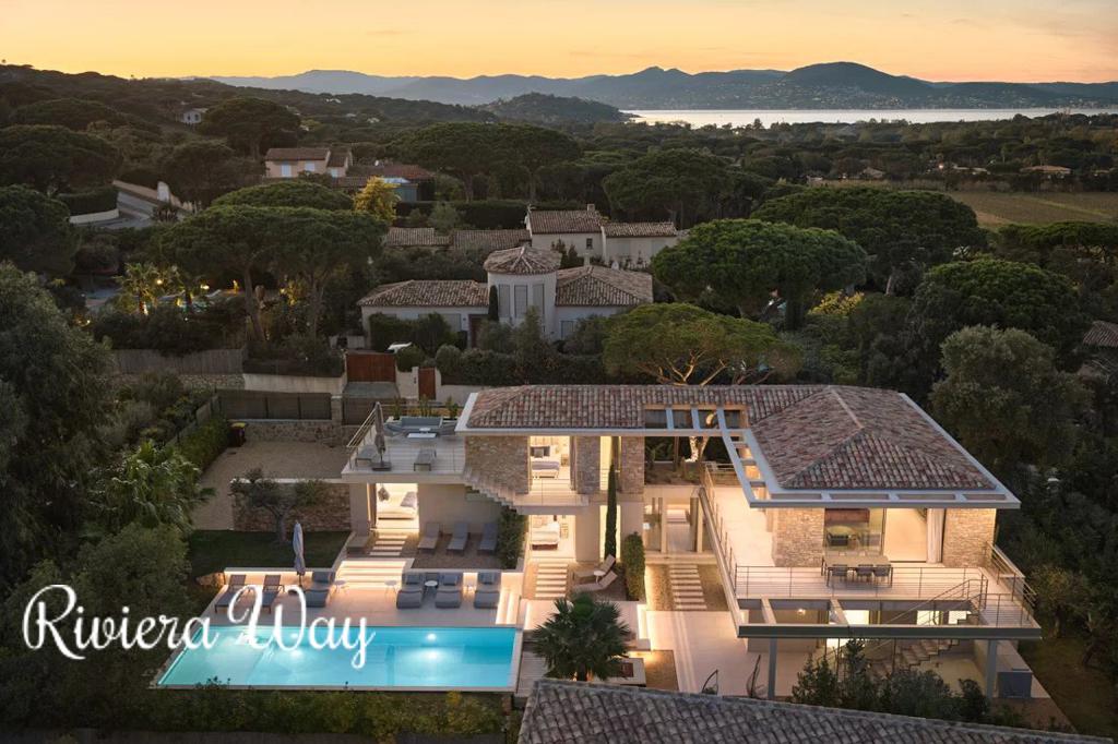 7 room villa in Saint-Tropez, photo #10, listing #98944818