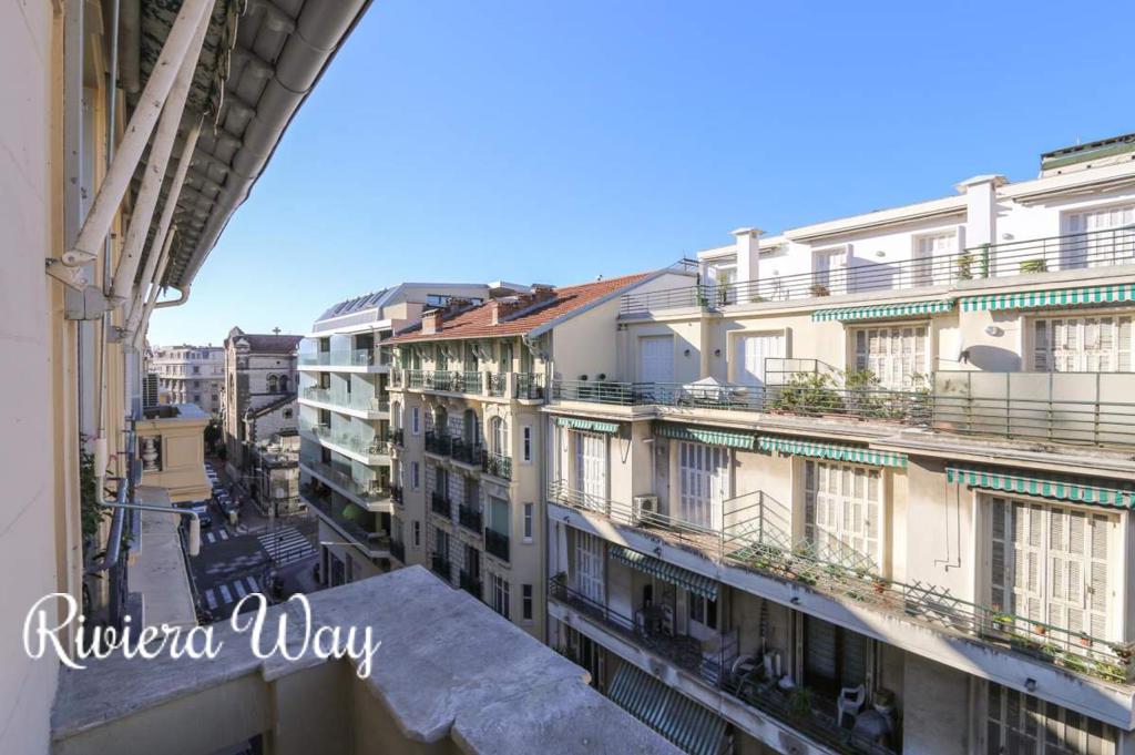 3 room penthouse in Nice, 77 m², photo #6, listing #85049790