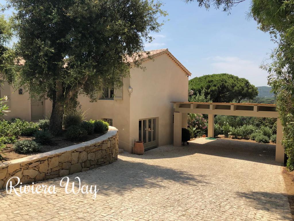 6 room villa in Saint-Tropez, photo #10, listing #103938198
