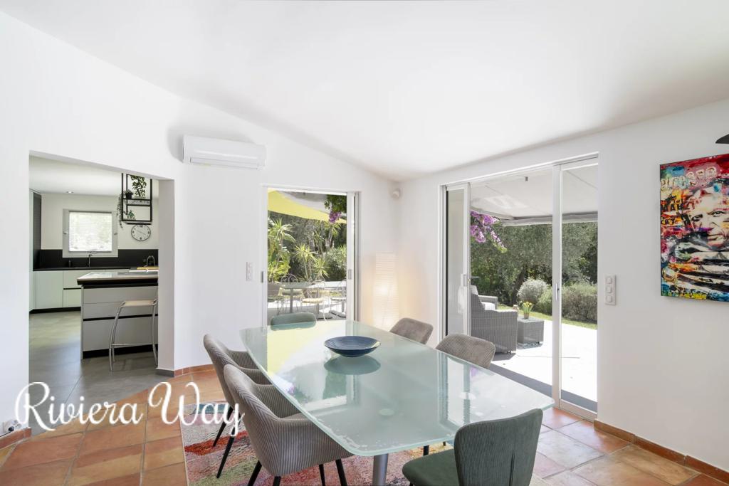 6 room villa in Mougins, photo #4, listing #103688256