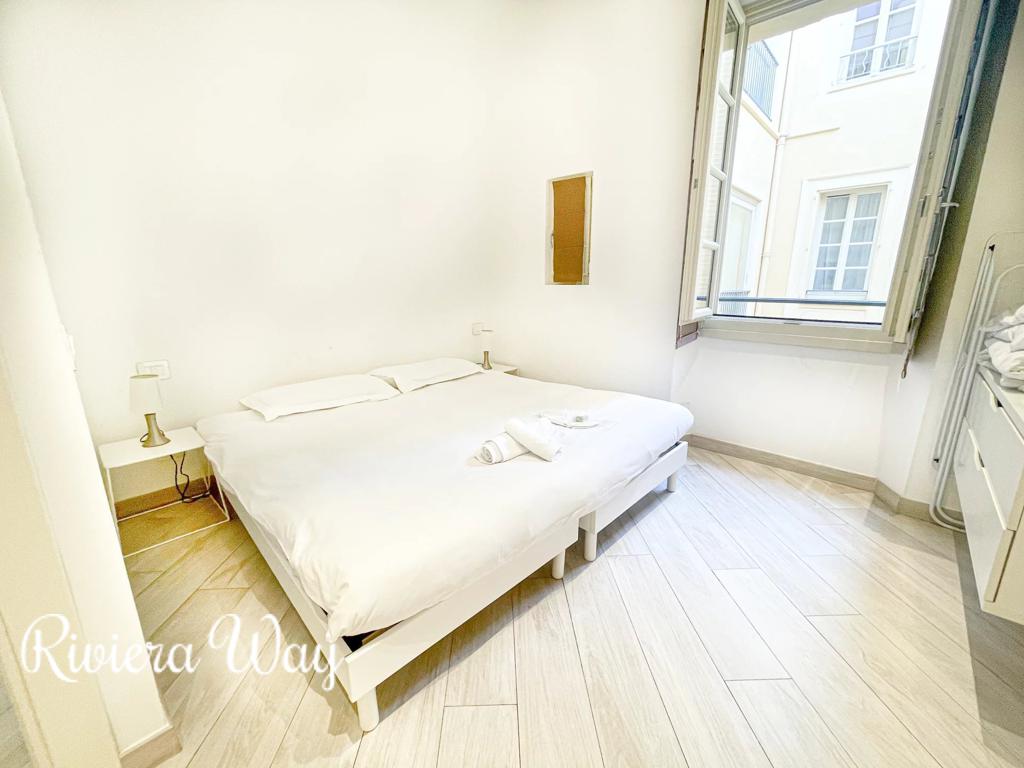 2 room apartment in Cannes, photo #5, listing #106248240