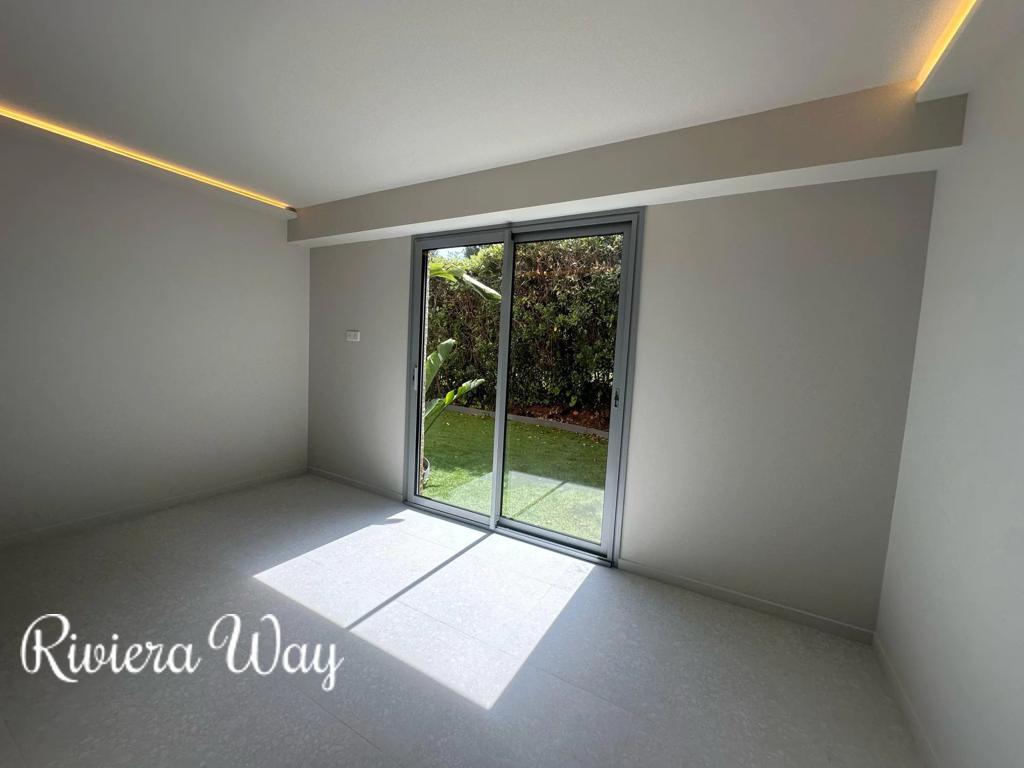 3 room apartment in Villefranche-sur-Mer, photo #2, listing #102855648