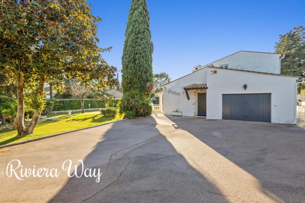 6 room villa in Mougins, photo #5, listing #105091560