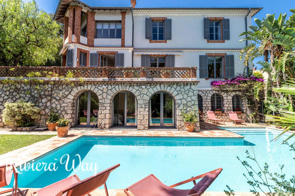 9 room villa in Cannes, photo #3, listing #101508624