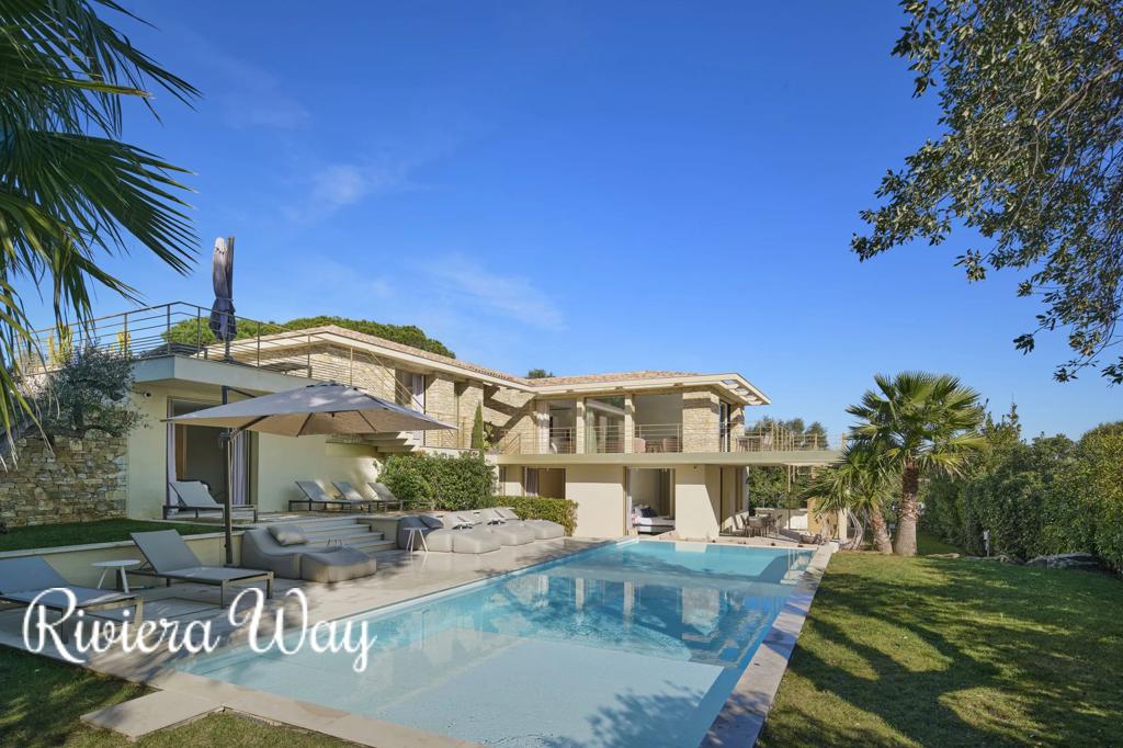 7 room villa in Saint-Tropez, photo #3, listing #98944818