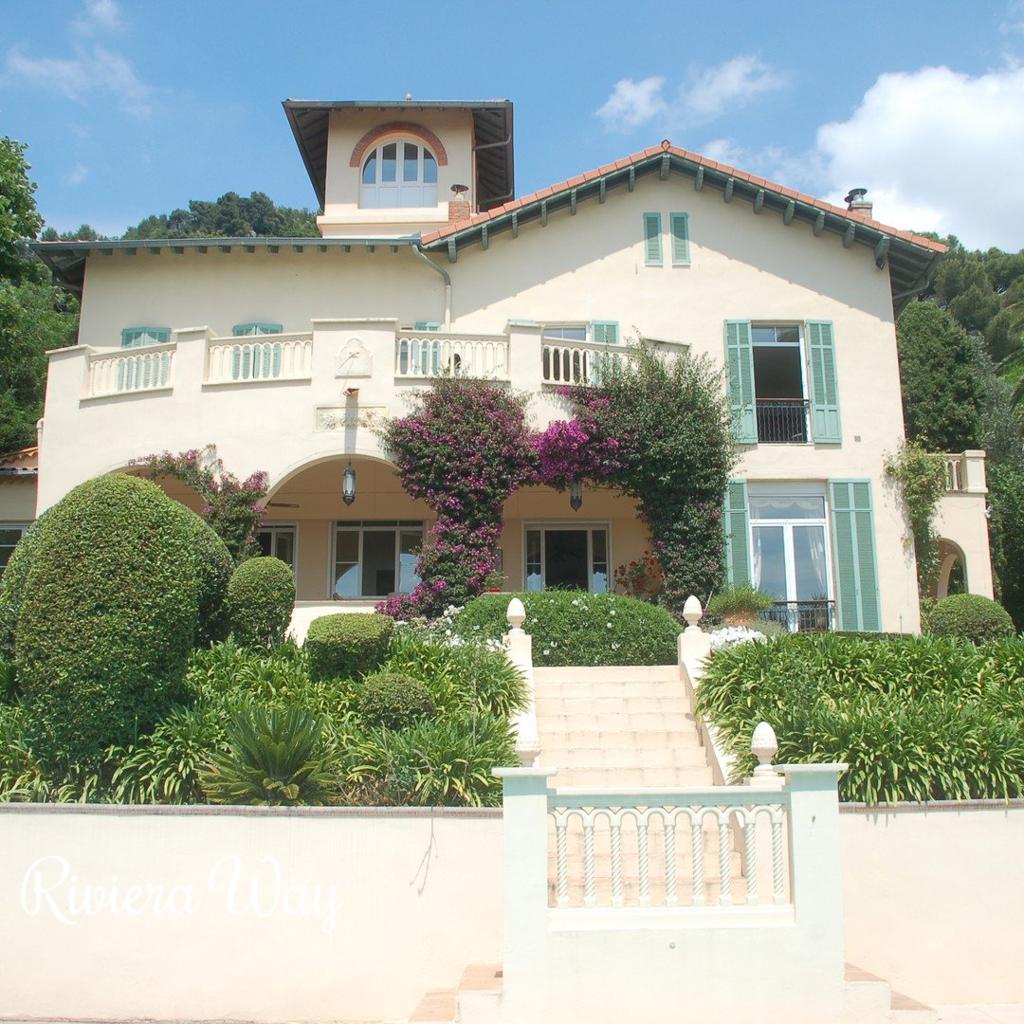 Villa in Grasse, 350 m², photo #1, listing #70777014