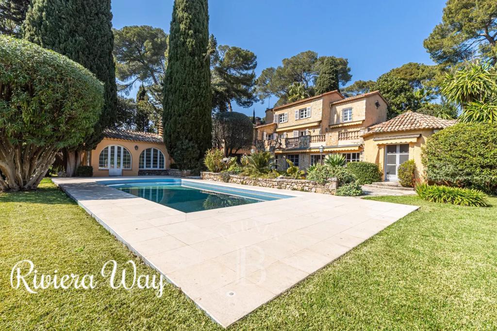 6 room villa in Antibes, photo #8, listing #87505068