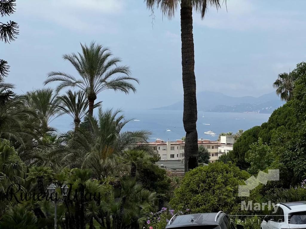 3 room apartment in Cannes, photo #1, listing #100162650