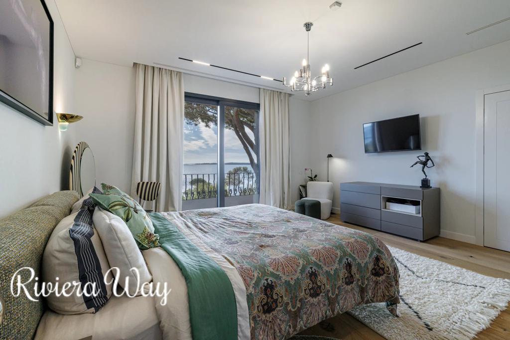 7 room villa in Cannes, photo #7, listing #105688002