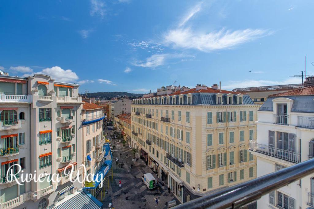 4 room penthouse in Nice, 100 m², photo #8, listing #99251544