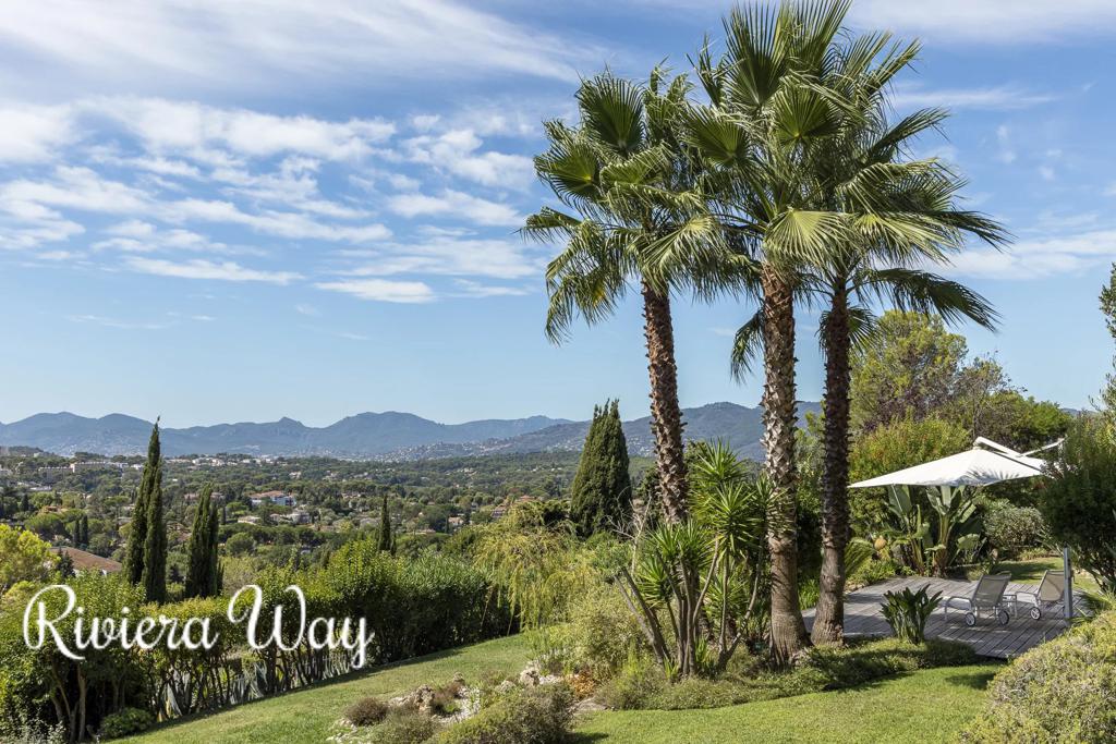 8 room villa in Mougins, photo #8, listing #90445614