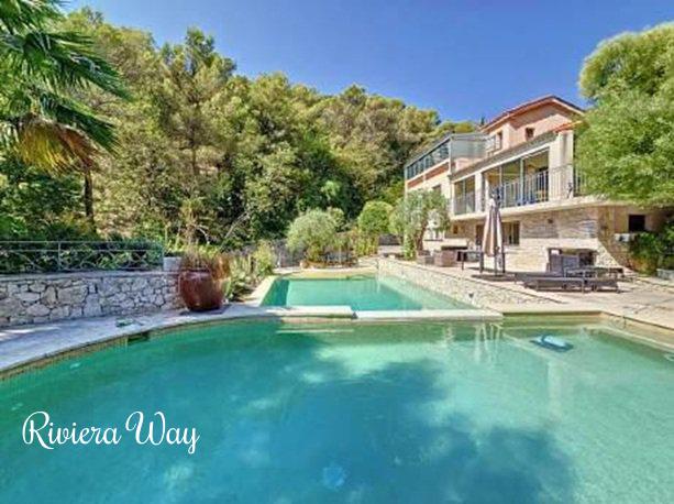 7 room villa in Èze, 250 m², photo #2, listing #104372688