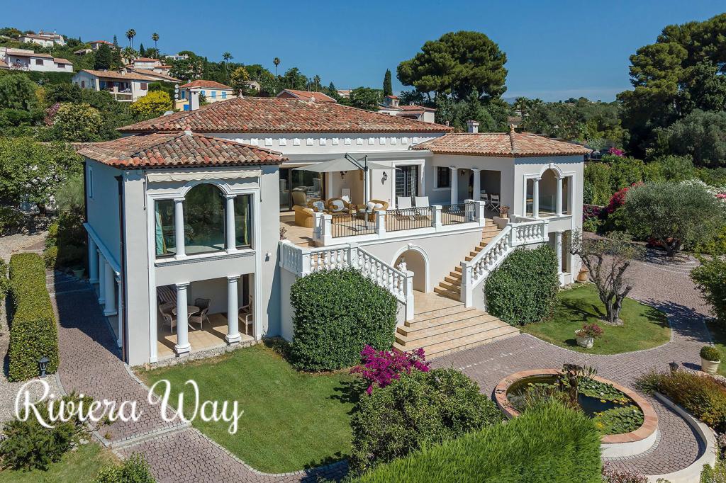 8 room villa in Cannes, photo #8, listing #91202538