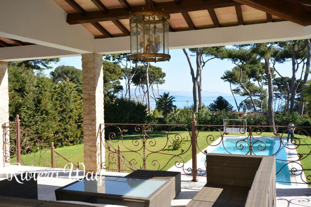 5 room villa in Cap d'Antibes, photo #4, listing #78858108